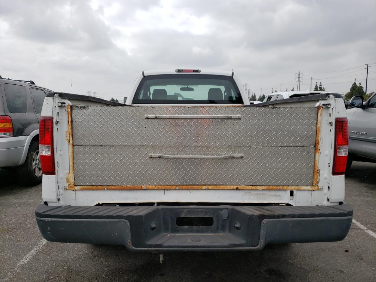 Photo 6 from auction – 2006 FORD F150 with VIN 1FTRF12266NA97839