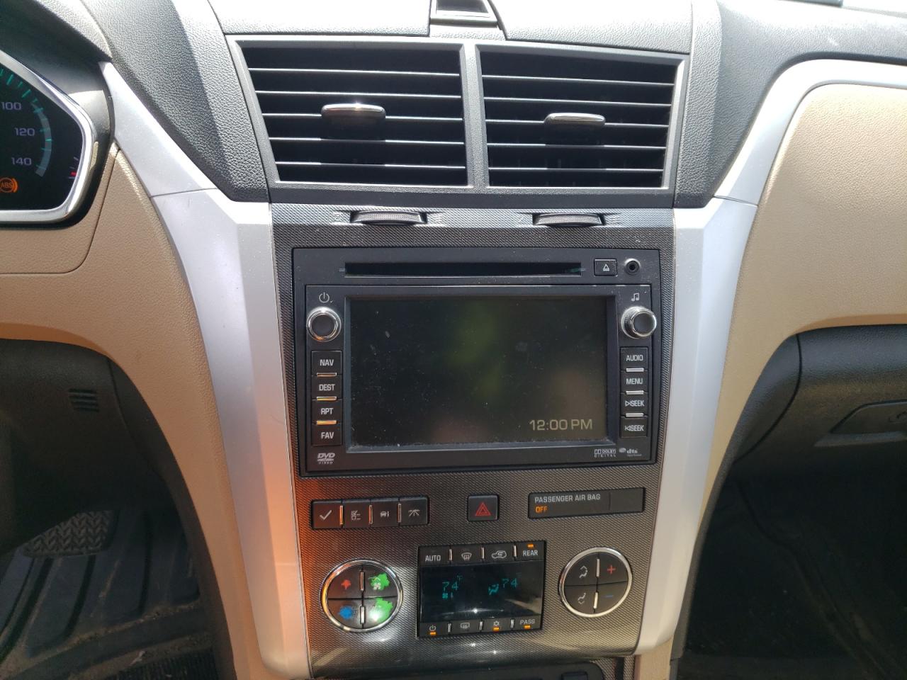 Photo 9 from auction – 2012 CHEVROLET TRAVERSE L with VIN 1GNKRLED9CJ406148
