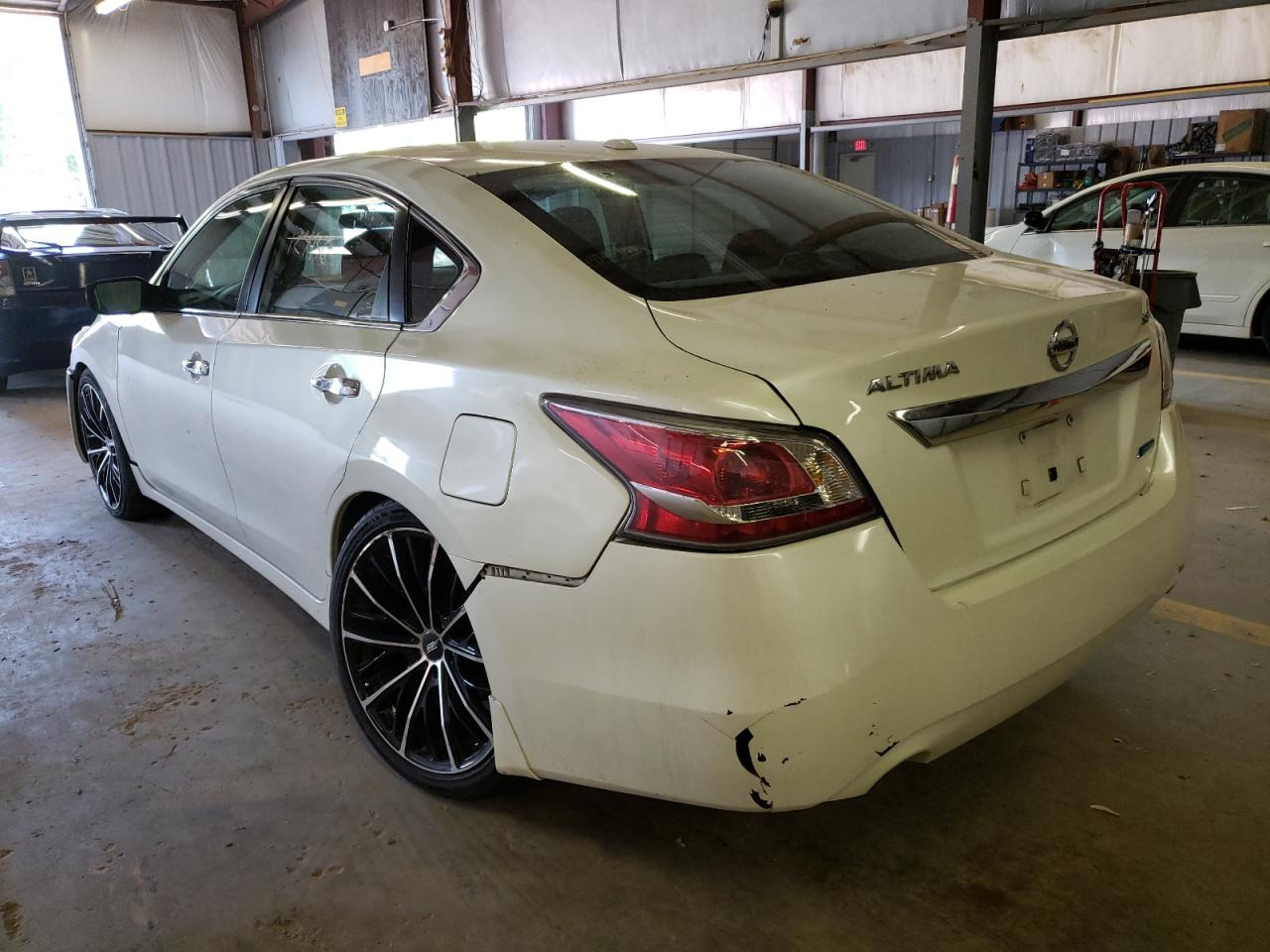 Photo 9 from auction – 2014 NISSAN ALTIMA 2.5 with VIN 1N4AL3AP3EC325861