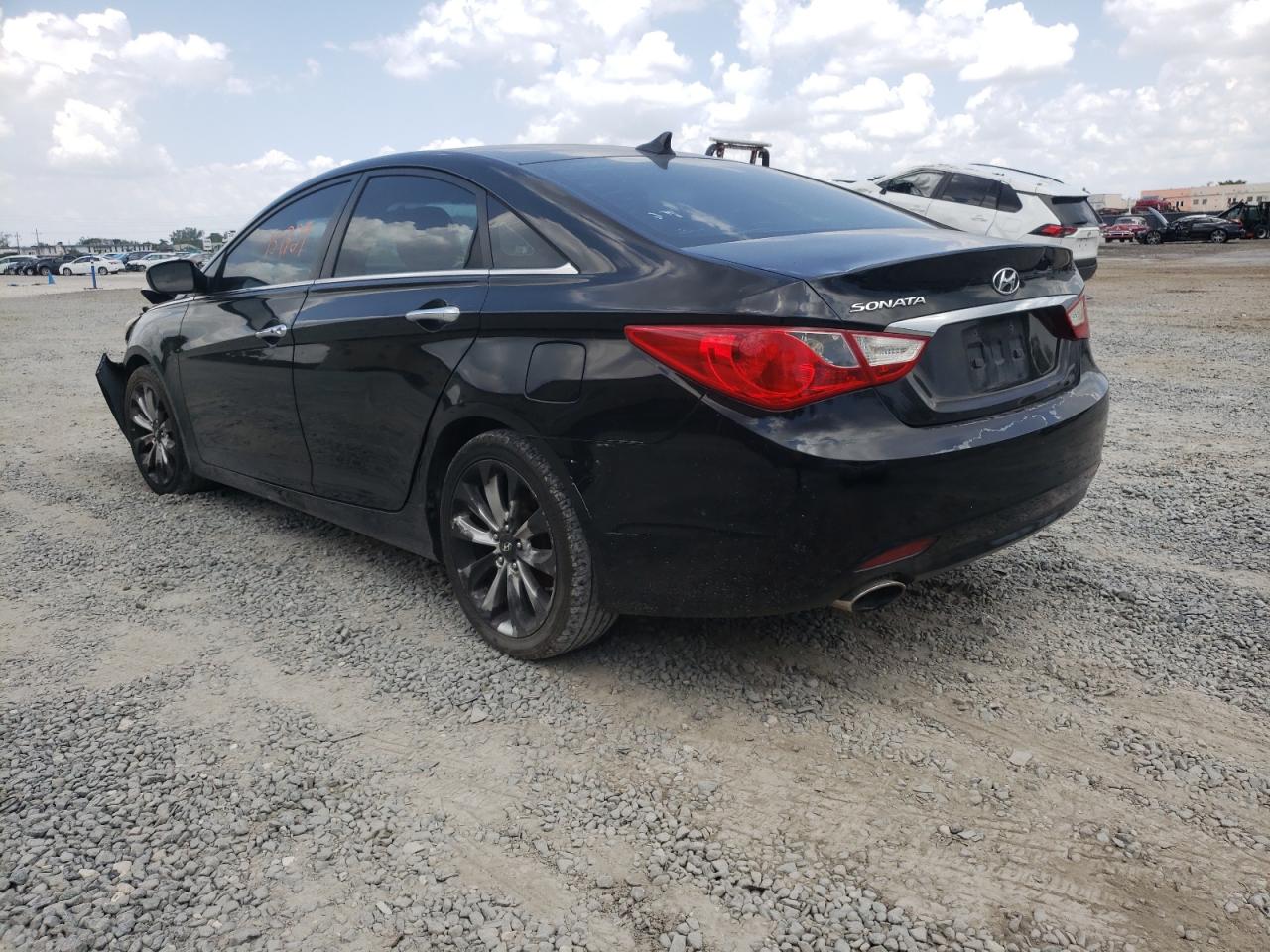 Photo 3 from auction – 2011 HYUNDAI SONATA SE with VIN 5NPEC4AC1BH118478