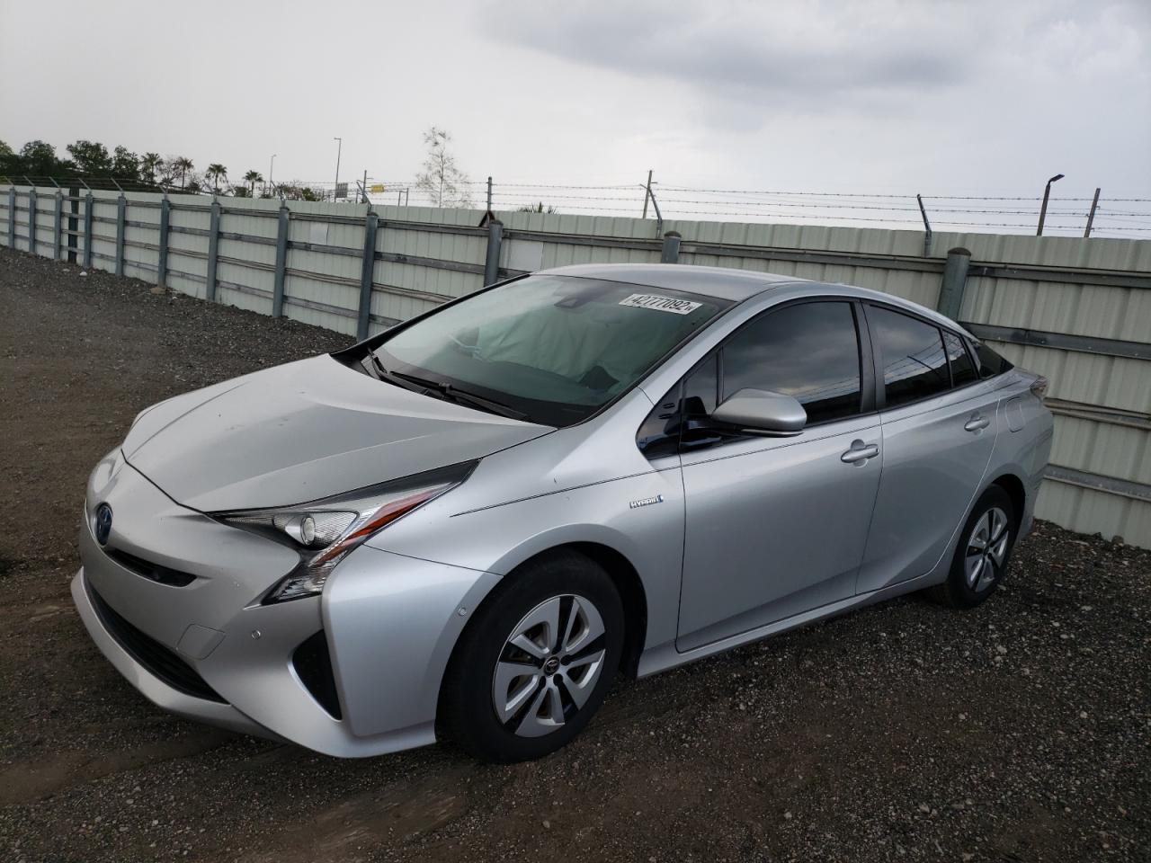 Photo 2 from auction – 2017 TOYOTA PRIUS with VIN JTDKBRFU7H3048767