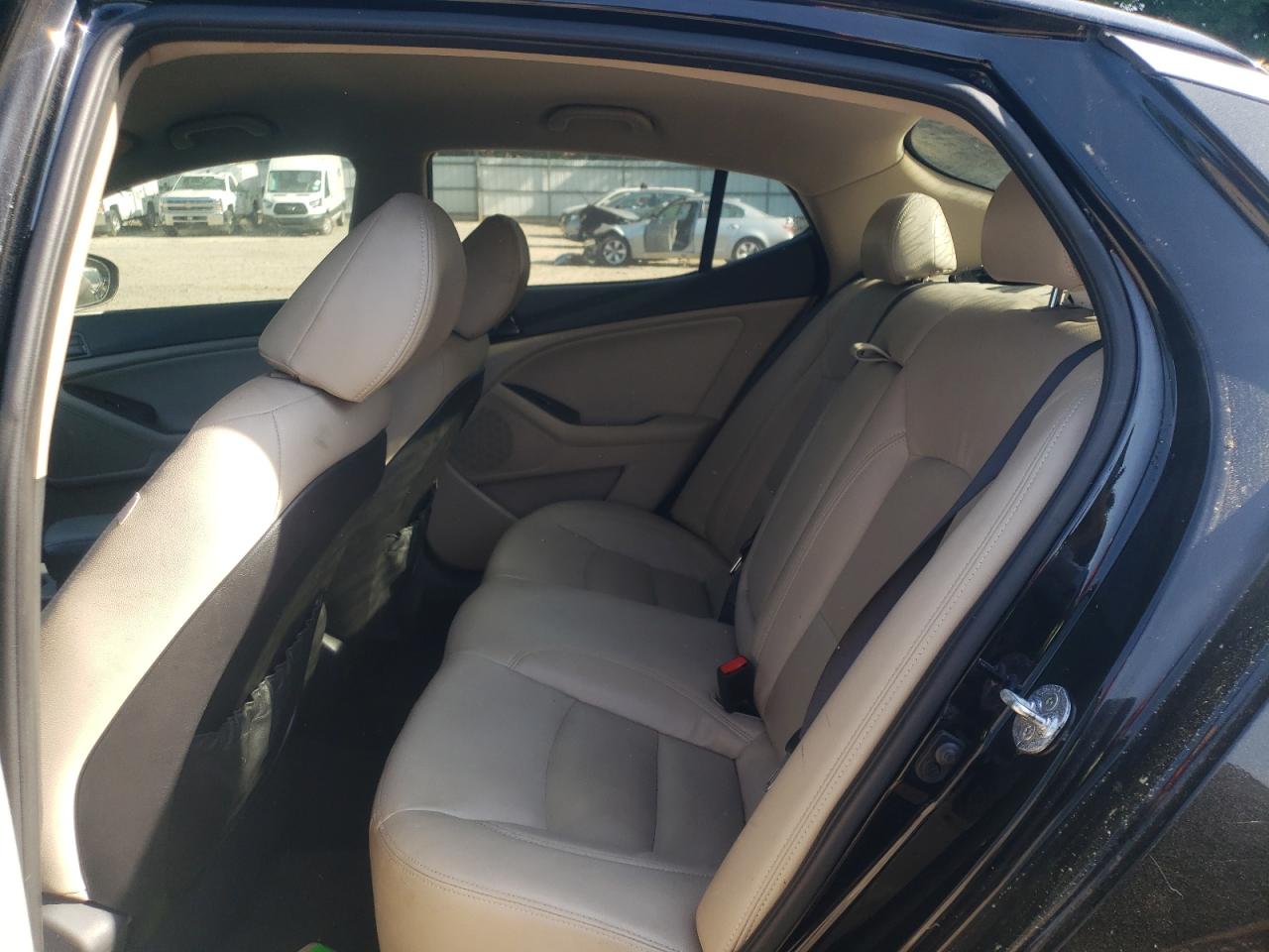 Photo 6 from auction – 2012 KIA OPTIMA LX with VIN 5XXGM4A75CG005803