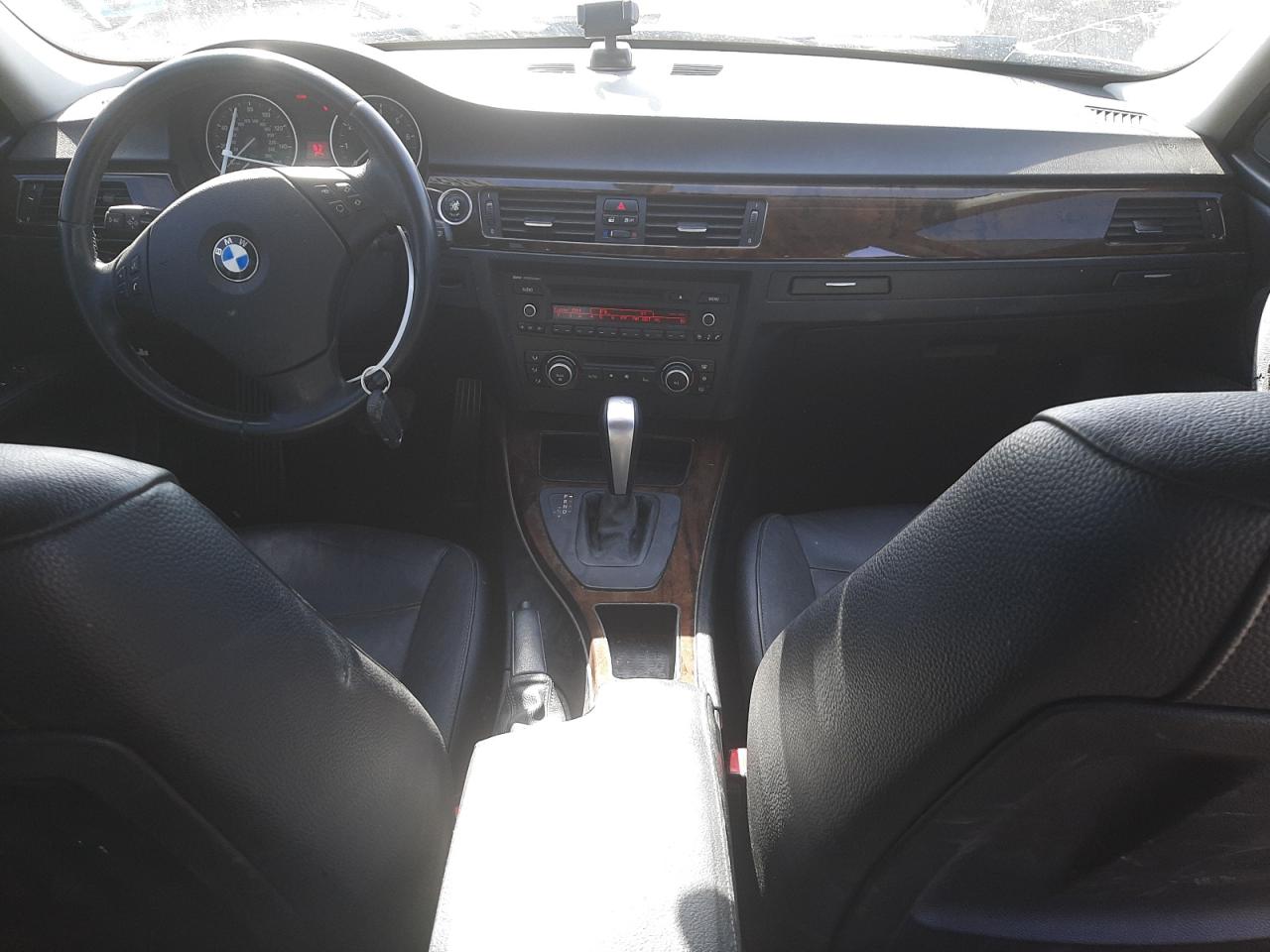 Photo 20 from auction – 2011 BMW 328 I SULE with VIN WBAPH5C57BA445759
