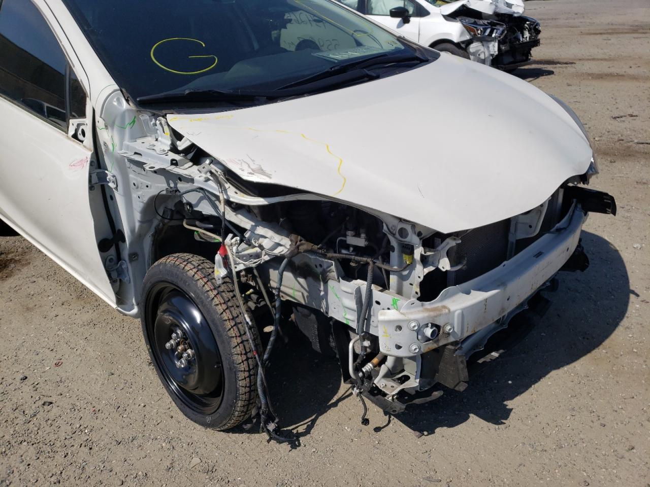 Photo 9 from auction – 2017 TOYOTA PRIUS C with VIN JTDKDTB31H1593119