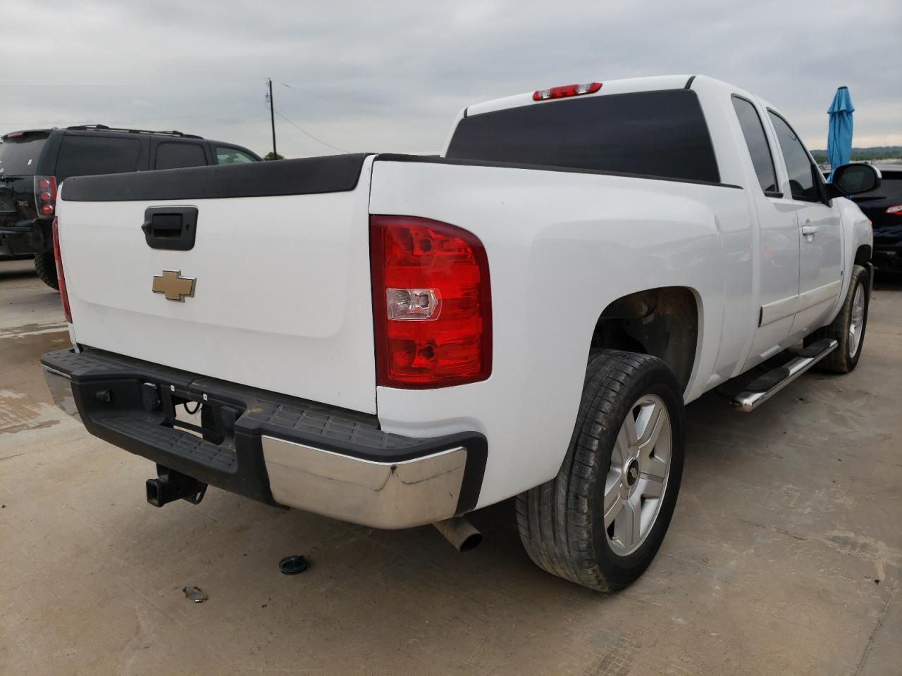 Photo 4 from auction – 2007 CHEVROLET SILVERADO with VIN 2GCEC19J871652099