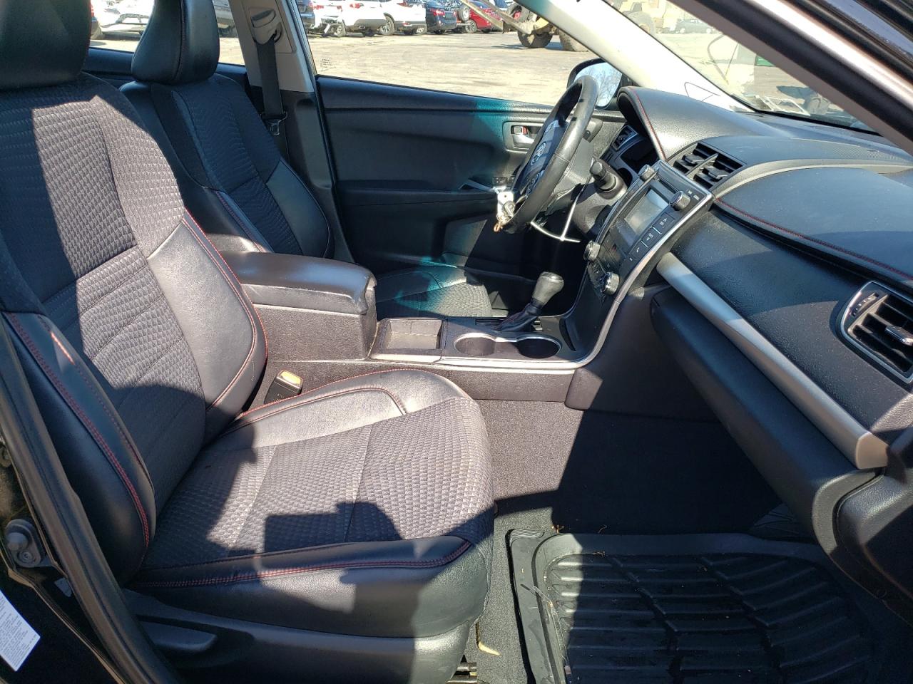 Photo 5 from auction – 2015 TOYOTA CAMRY LE with VIN 4T1BF1FK3FU073754