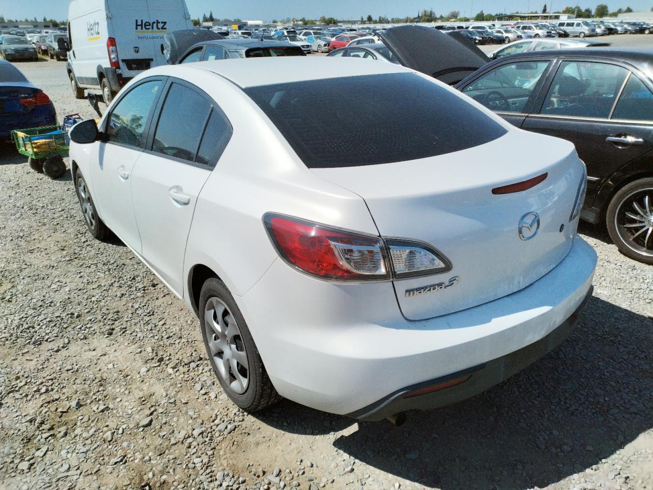 Photo 3 from auction – 2010 MAZDA 3 I with VIN JM1BL1SG9A1257394