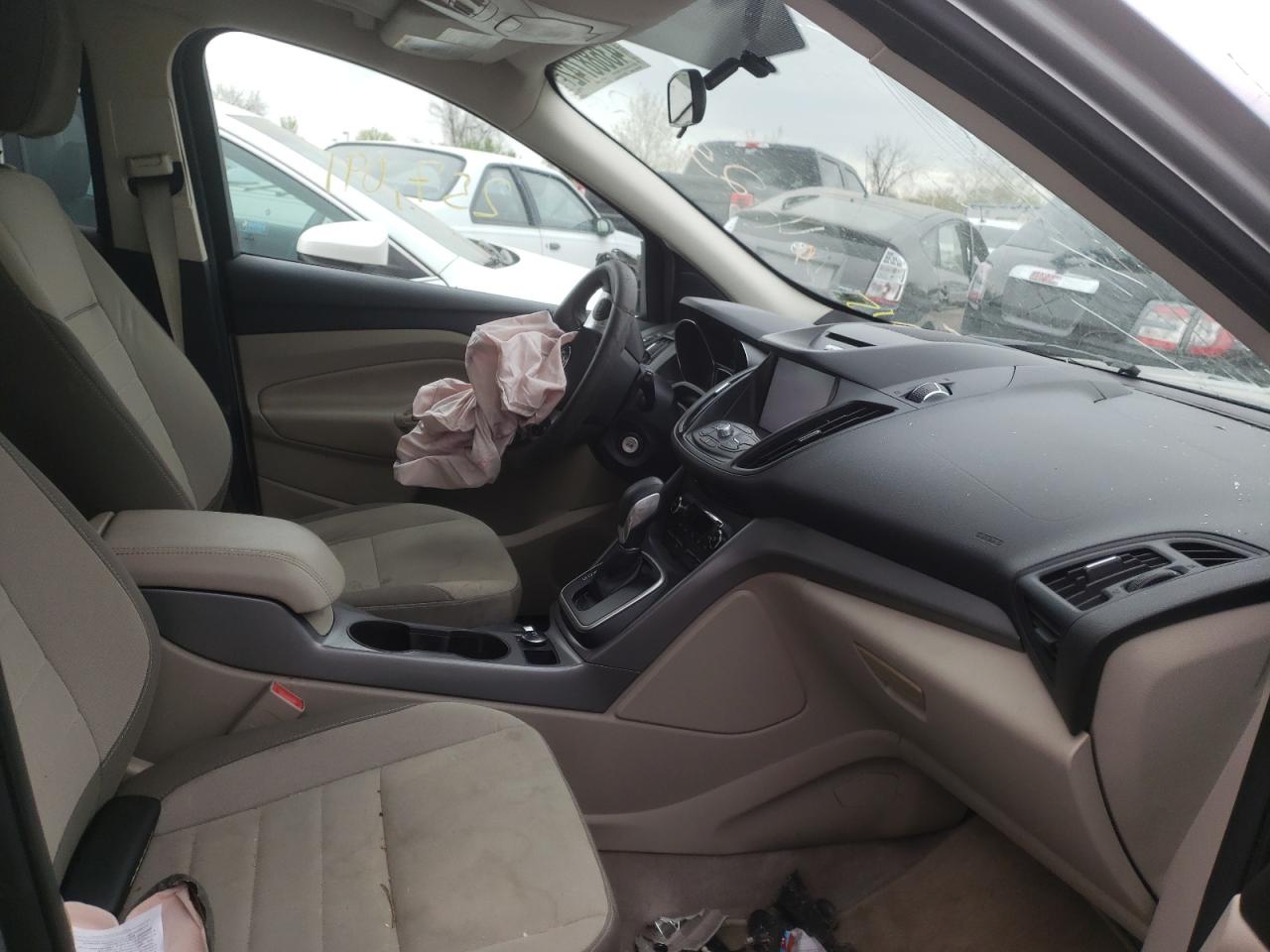 Photo 5 from auction – 2013 FORD ESCAPE SE with VIN 1FMCU0G9XDUB00557