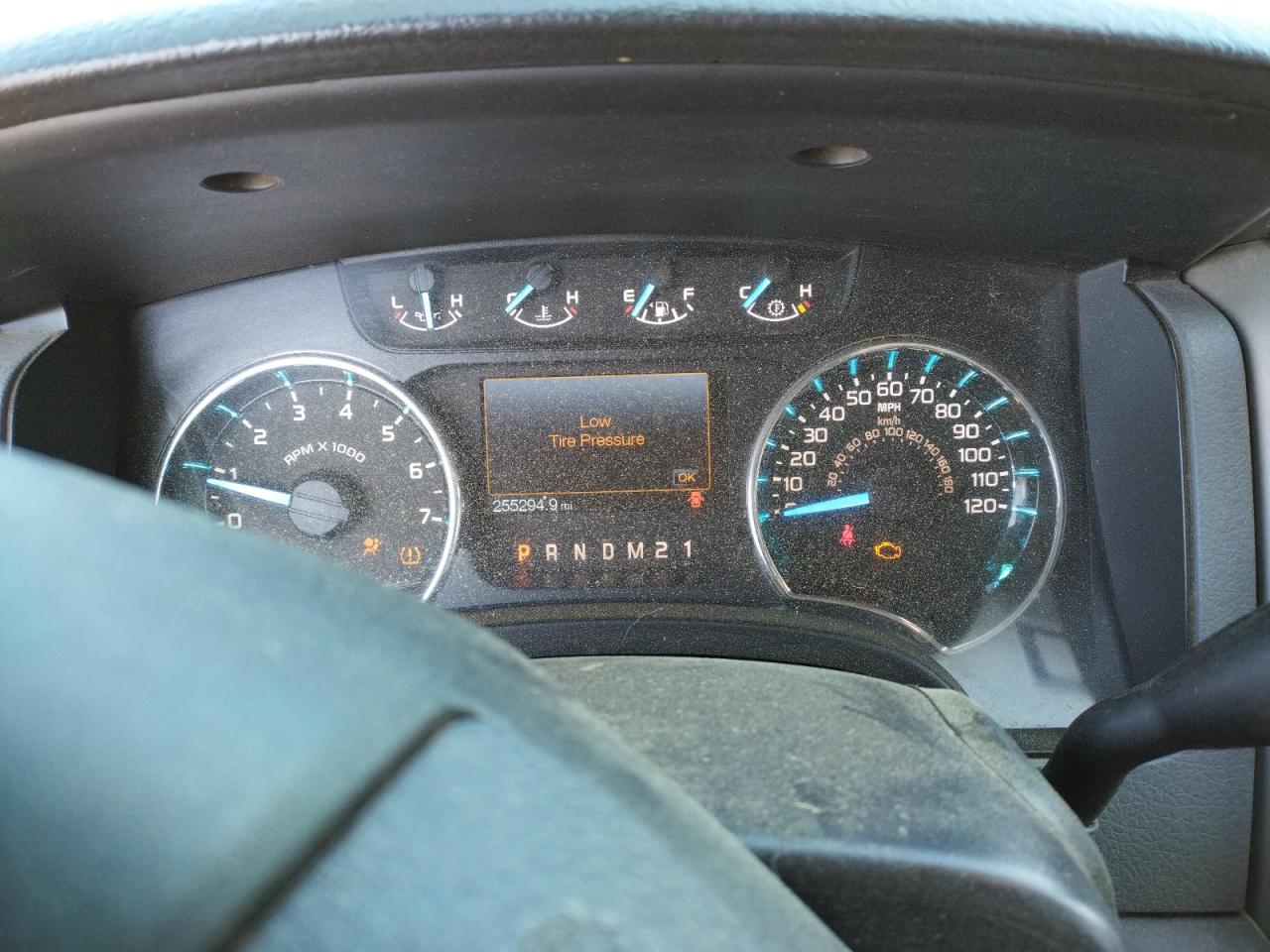 Photo 8 from auction – 2011 FORD F150 SUPER with VIN 1FTFW1EFXBFC20984