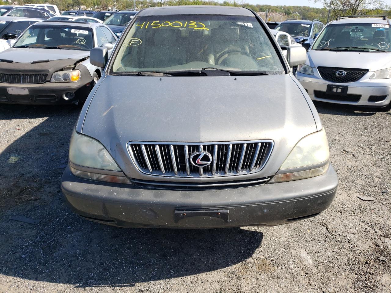 Photo 9 from auction – 2002 LEXUS RX 300 with VIN JTJHF10U320243733