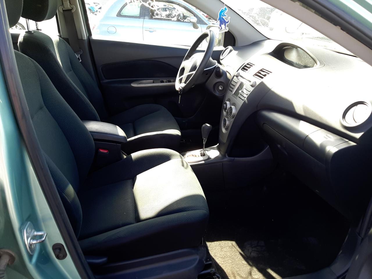 Photo 5 from auction – 2010 TOYOTA YARIS with VIN JTDBT4K36A4073236