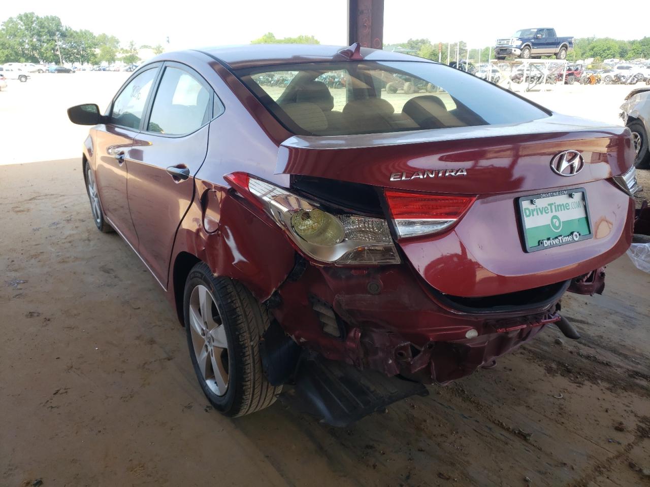 Photo 3 from auction – 2013 HYUNDAI ELANTRA with VIN 5NPDH4AE0DH378646