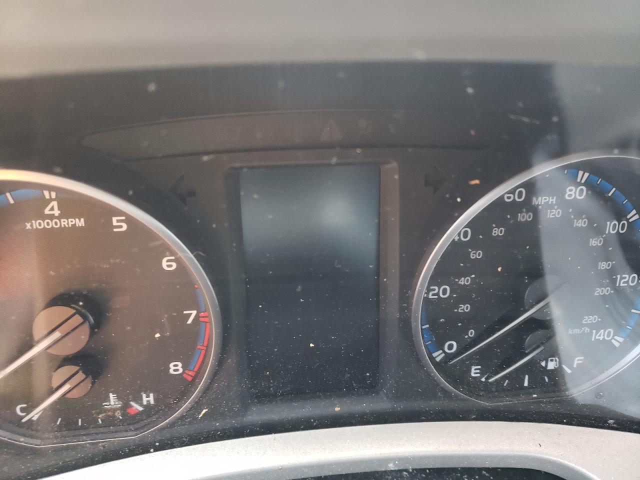 Photo 8 from auction – 2017 TOYOTA RAV4 LE with VIN 2T3BFREV9HW587869