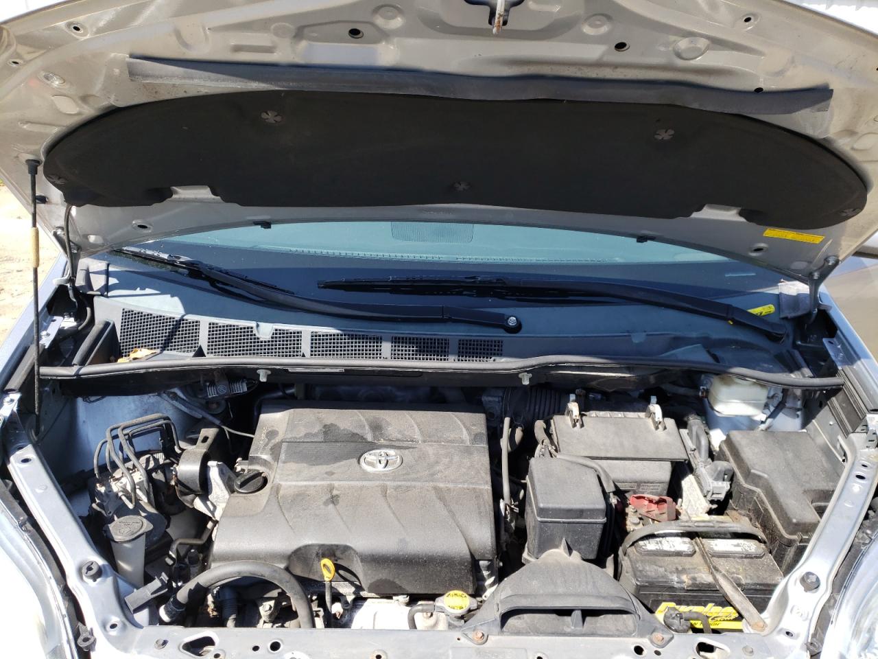 Photo 7 from auction – 2011 TOYOTA SIENNA LE with VIN 5TDKK3DC7BS050614