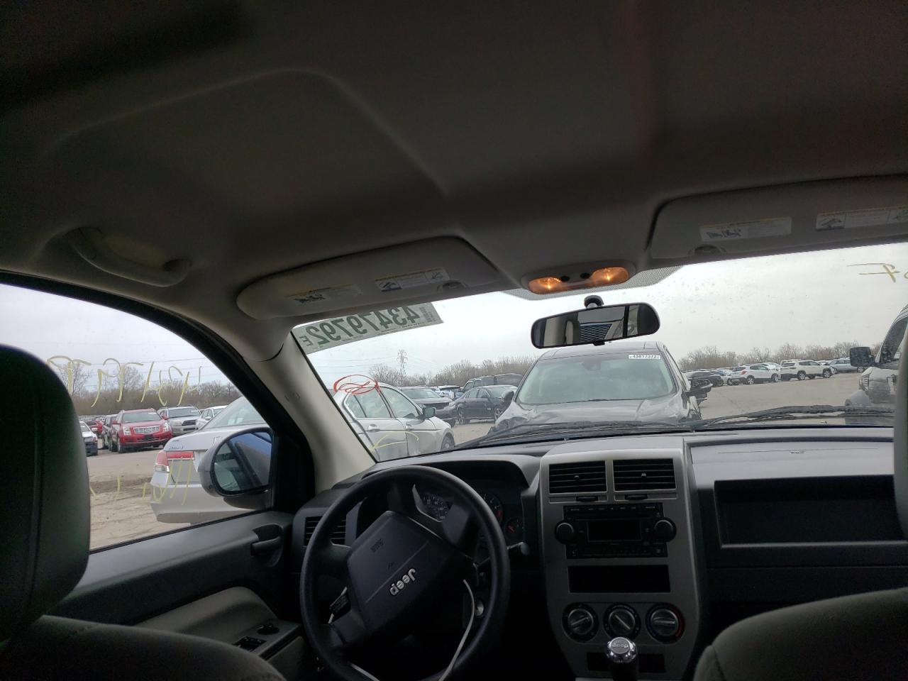 Photo 9 from auction – 2007 JEEP COMPASS with VIN 1J8FT47W47D103887