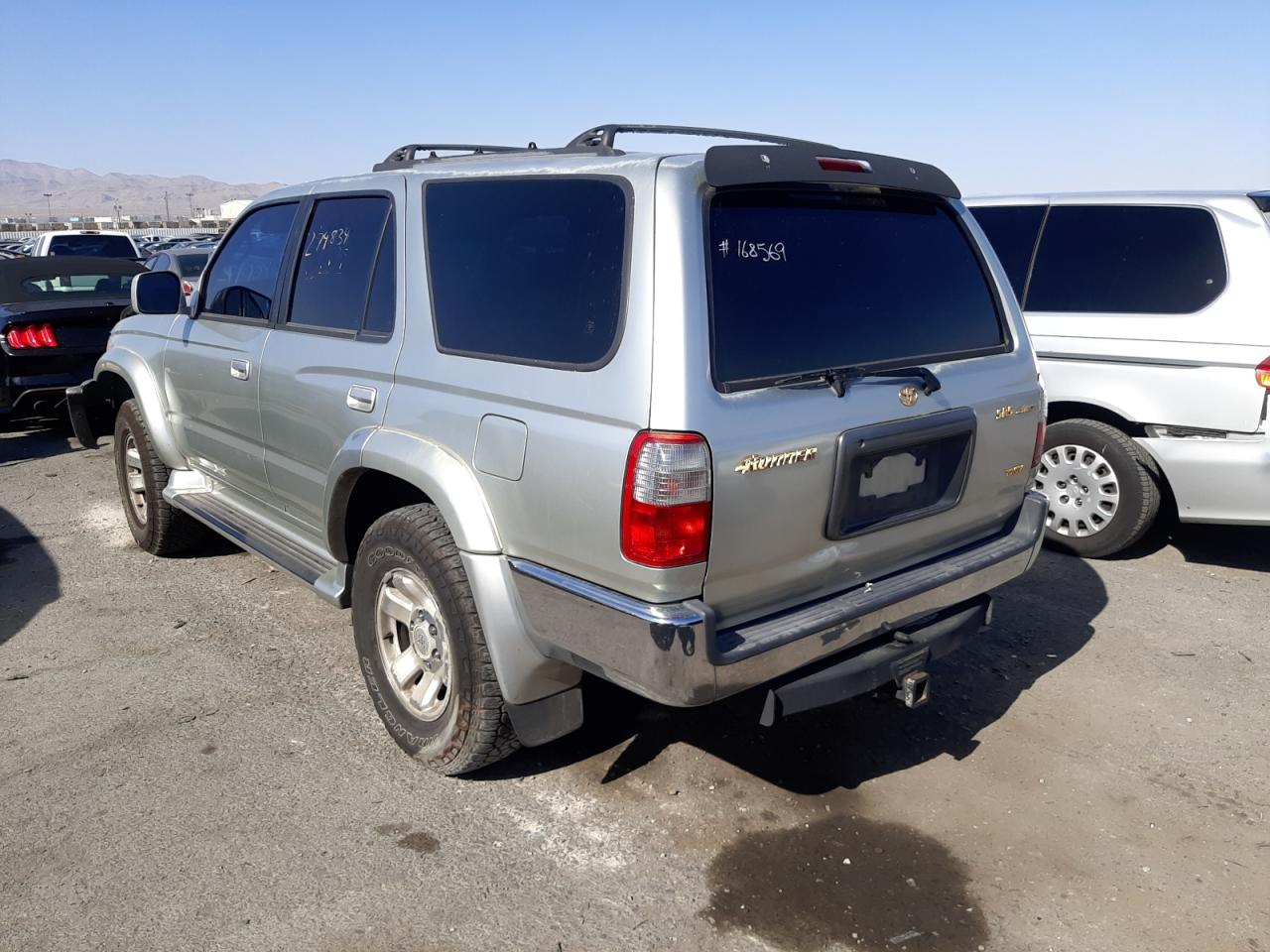 Photo 3 from auction – 2000 TOYOTA 4RUNNER SR with VIN JT3HN86R1Y0262506