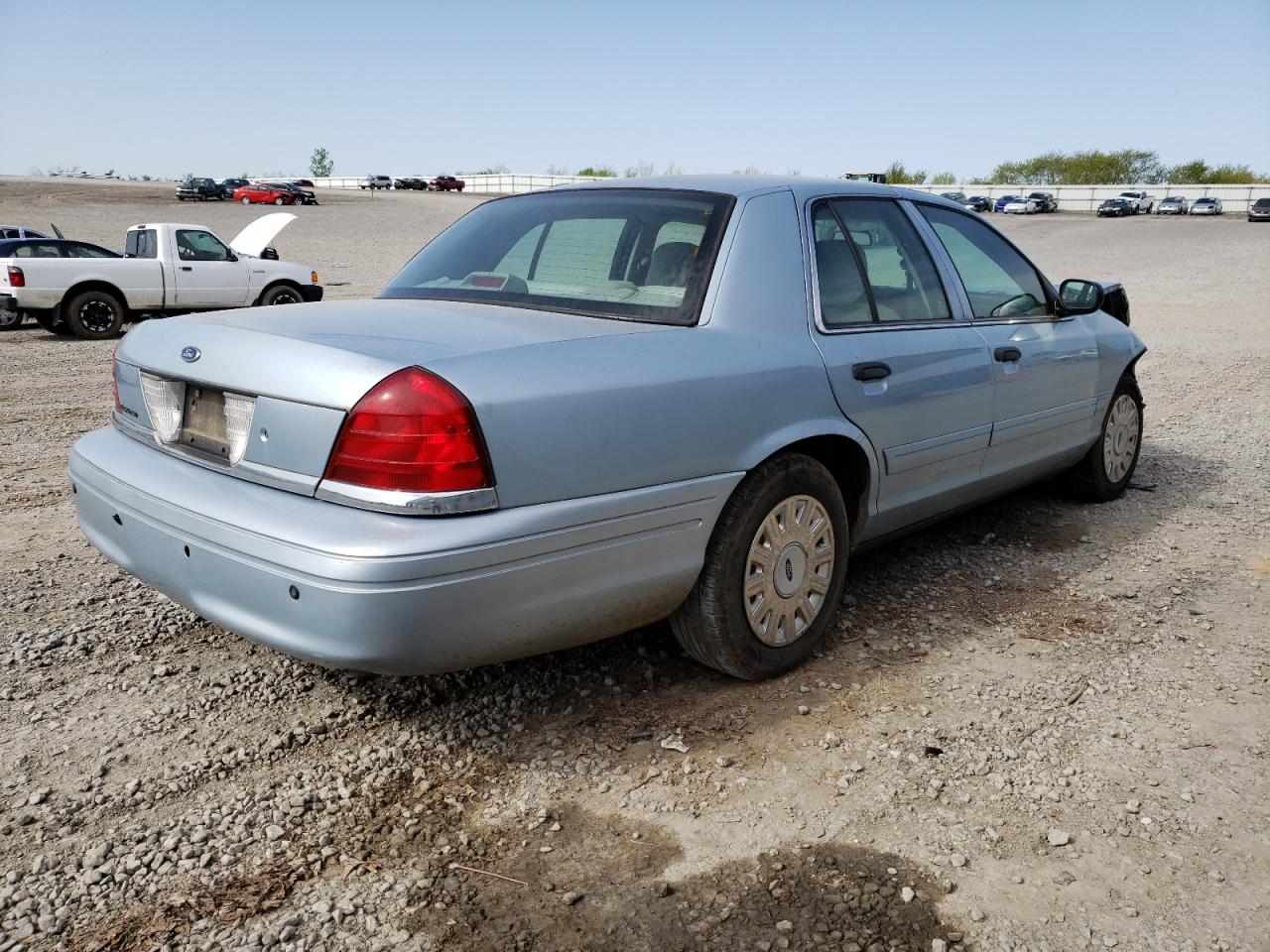 Photo 4 from auction – 2008 FORD CROWN VICT with VIN 2FAFP73V08X135519