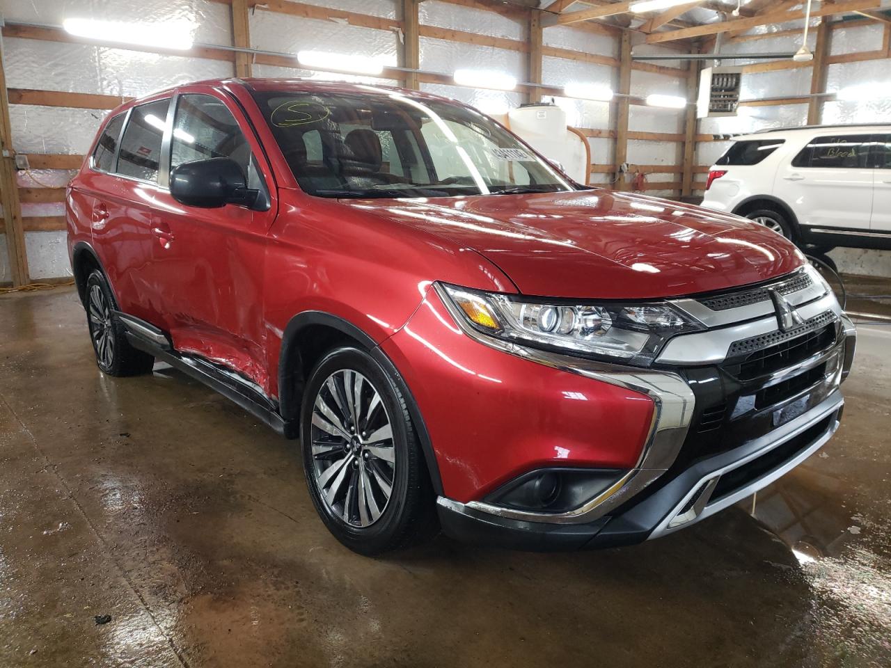 Photo 1 from auction – 2019 MITSUBISHI OUTLANDER with VIN JA4AZ3A37KZ026298