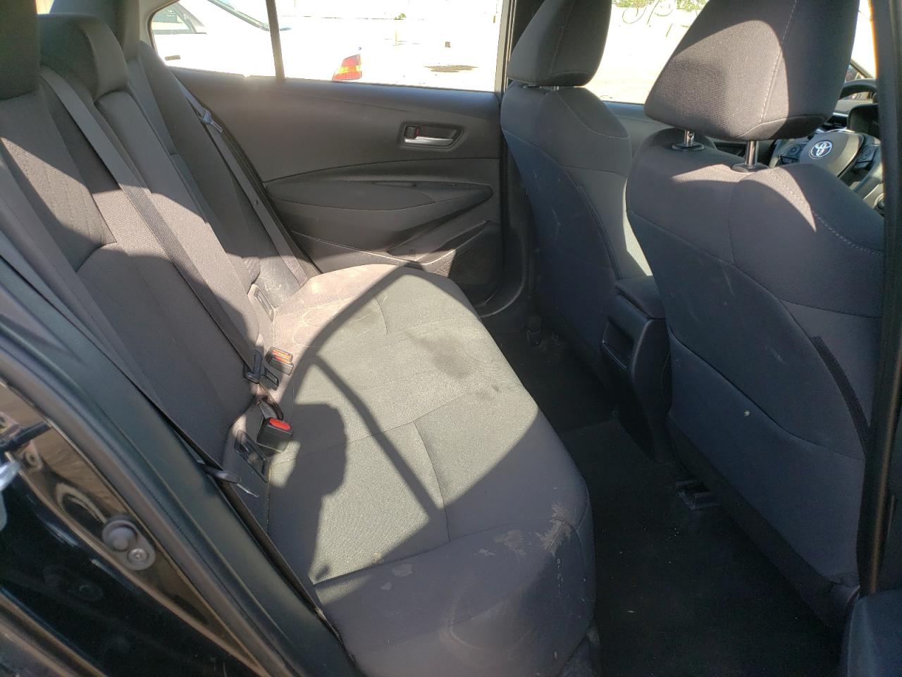 Photo 6 from auction – 2020 TOYOTA COROLLA LE with VIN 5YFEPRAE3LP087239