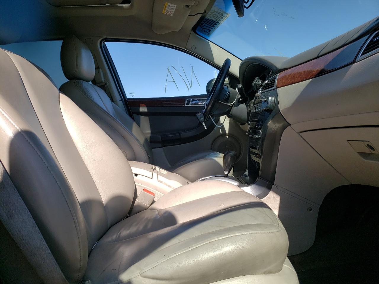 Photo 15 from auction – 2005 CHRYSLER PACIFICA T with VIN 2C8GF68425R657045