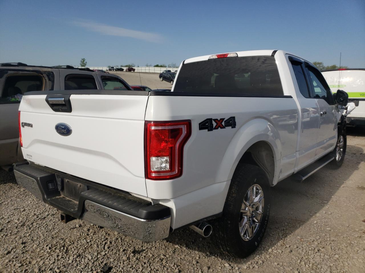 Photo 4 from auction – 2017 FORD F150 SUPER with VIN 1FTFX1EF3HKD29025