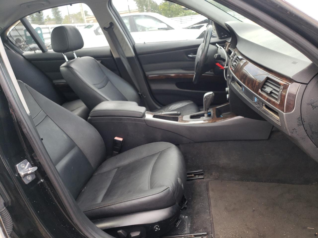 Photo 5 from auction – 2011 BMW 335 D with VIN WBAPN7C54BA948752