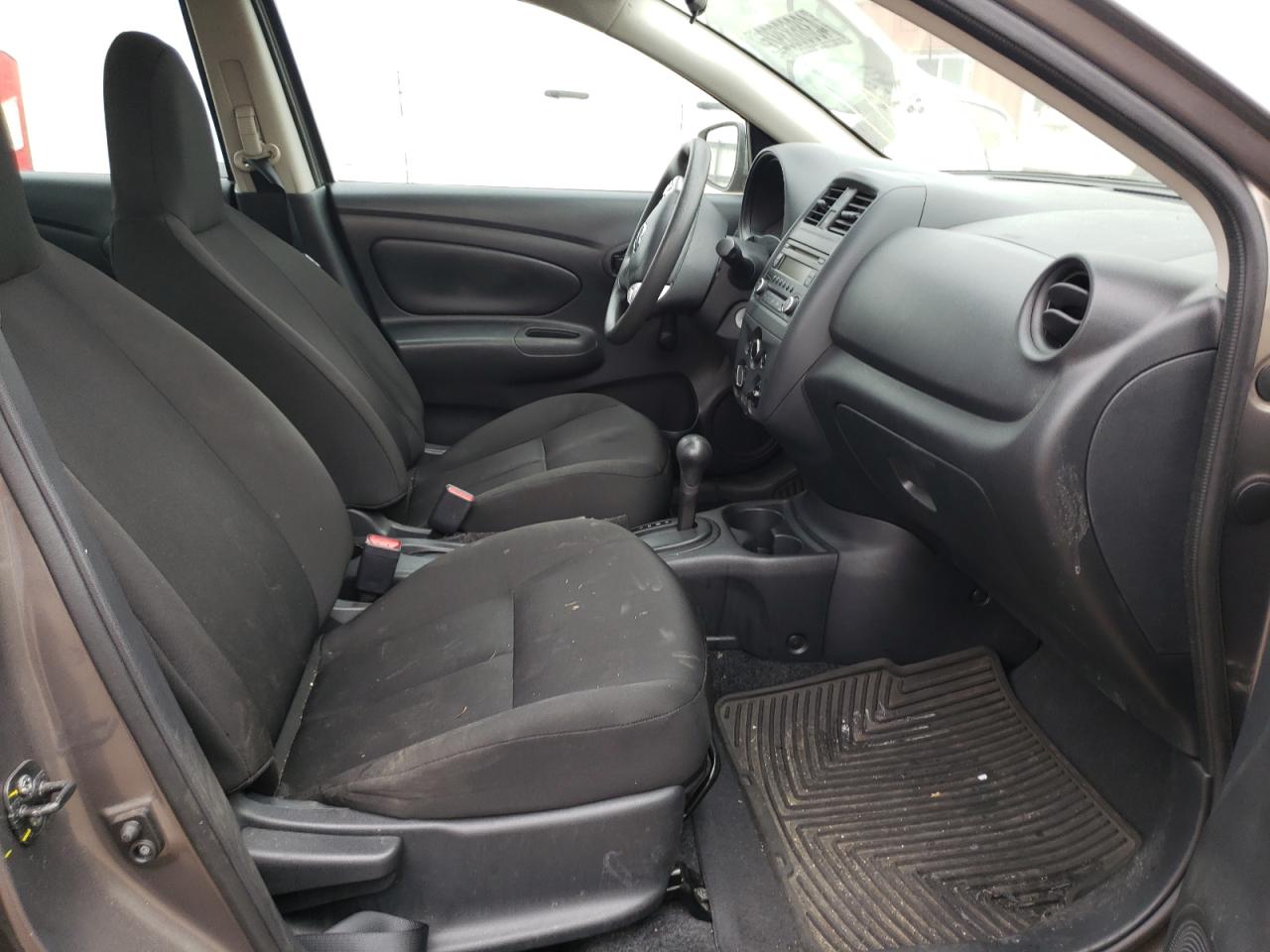 Photo 5 from auction – 2016 NISSAN VERSA S with VIN 3N1CN7AP4GL832184