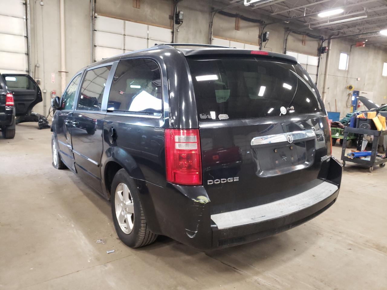 Photo 3 from auction – 2009 DODGE GRAND CARA with VIN 2D8HN54159R605477