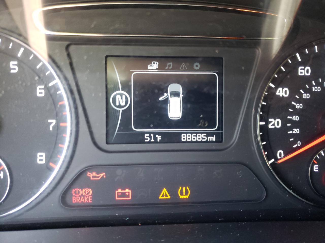 Photo 8 from auction – 2016 KIA SORENTO LX with VIN 5XYPGDA34GG020749