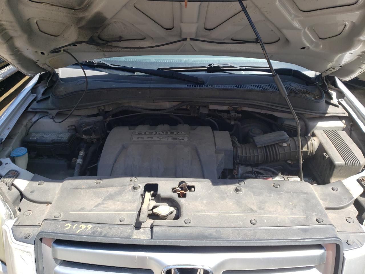 Photo 7 from auction – 2006 HONDA PILOT EX with VIN 2HKYF18596H532642