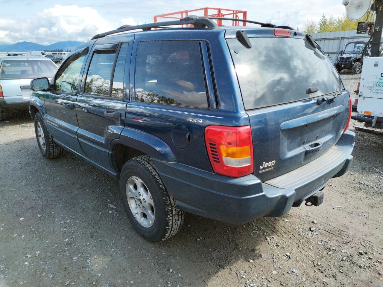 Photo 3 from auction – 2001 JEEP GRAND CHER with VIN 1J4GW48N51C536151