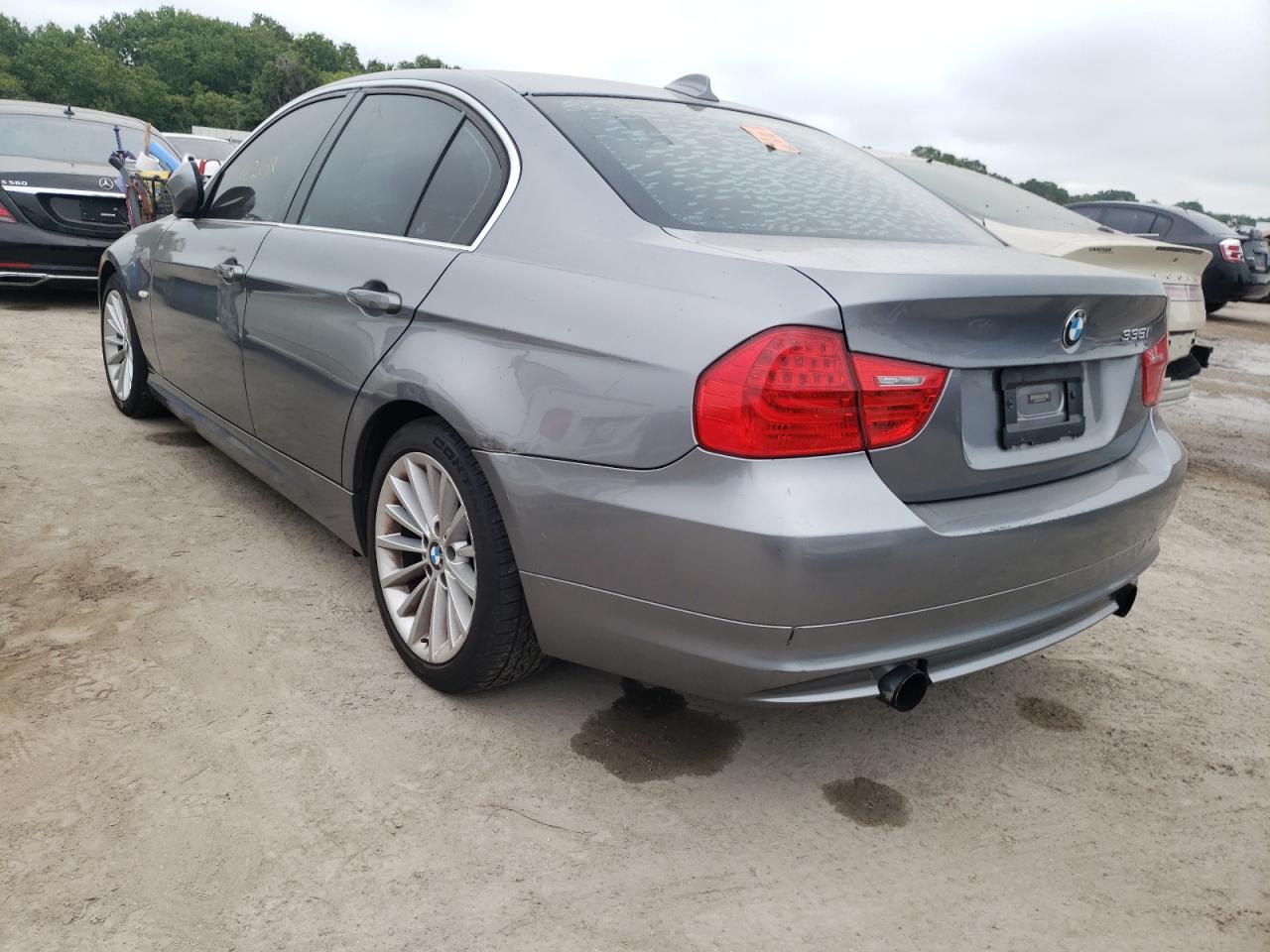 Photo 3 from auction – 2011 BMW 335 I with VIN WBAPM5C55BF182265