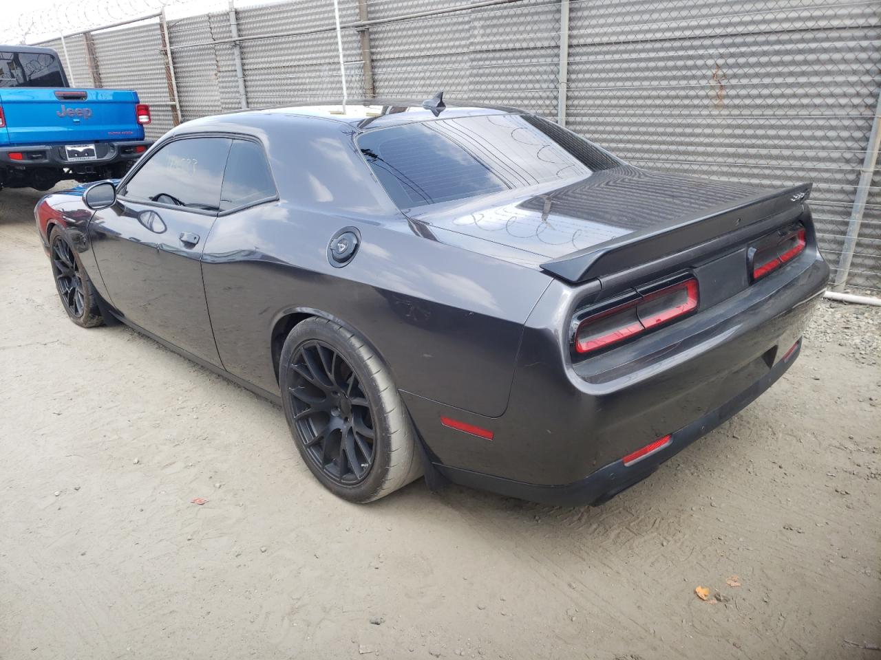 Photo 3 from auction – 2017 DODGE CHALLENGER with VIN 2C3CDZC92HH616892