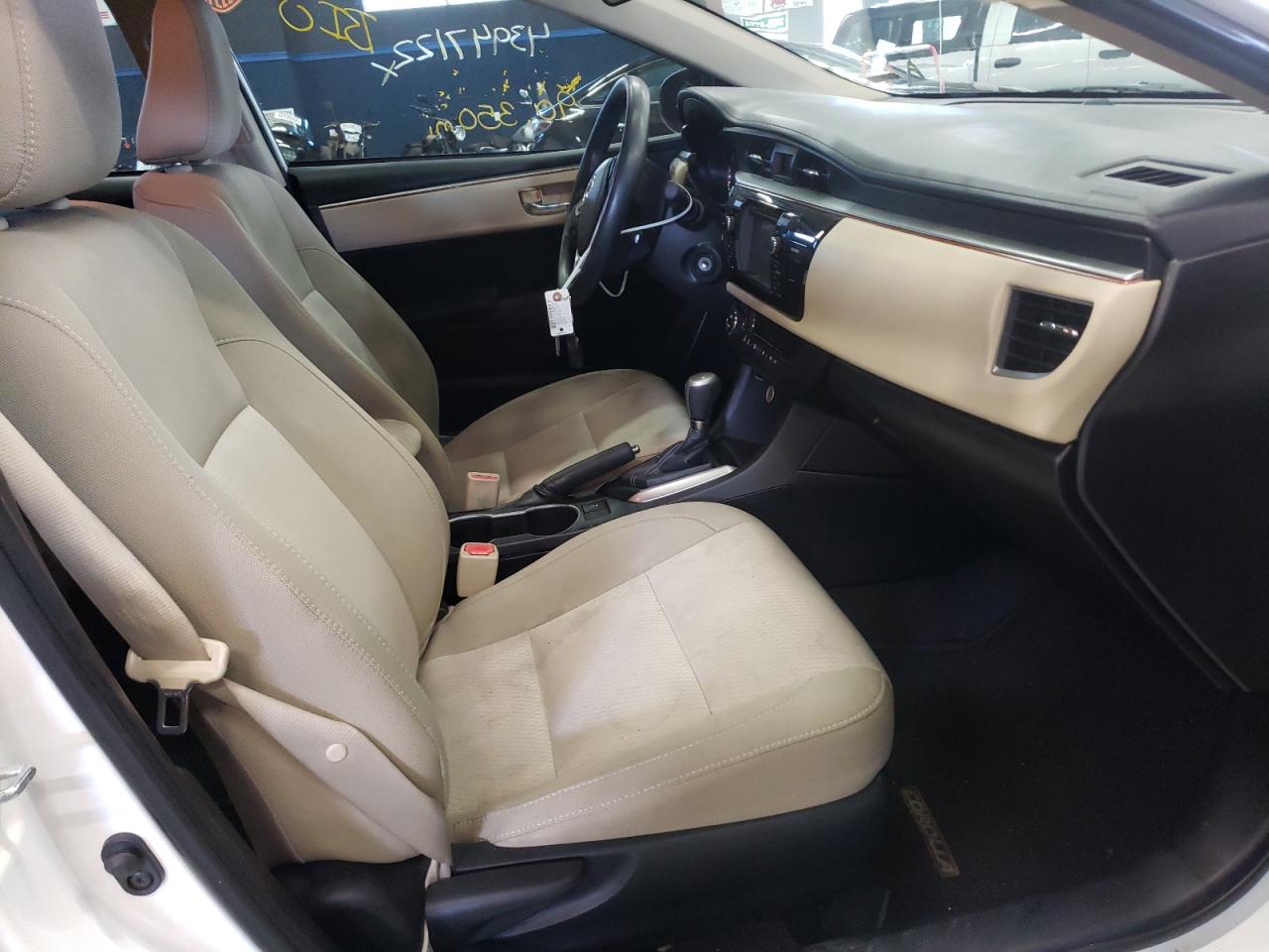 Zdjęcie 5 z aukcji – 2014 TOYOTA COROLLA L z VIN 2T1BURHE2EC109865
