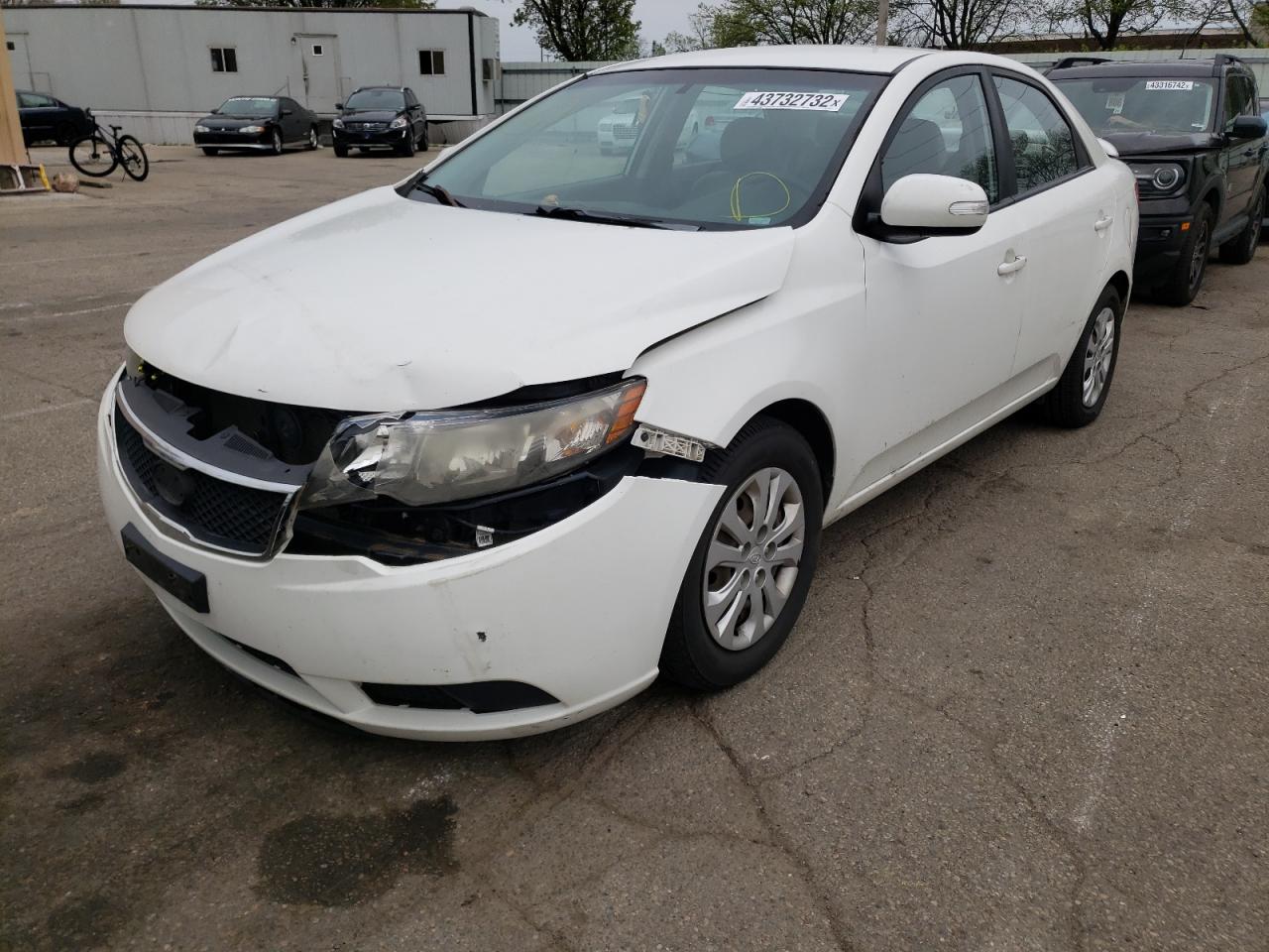 Photo 2 from auction – 2010 KIA FORTE EX with VIN KNAFU4A20A5055717
