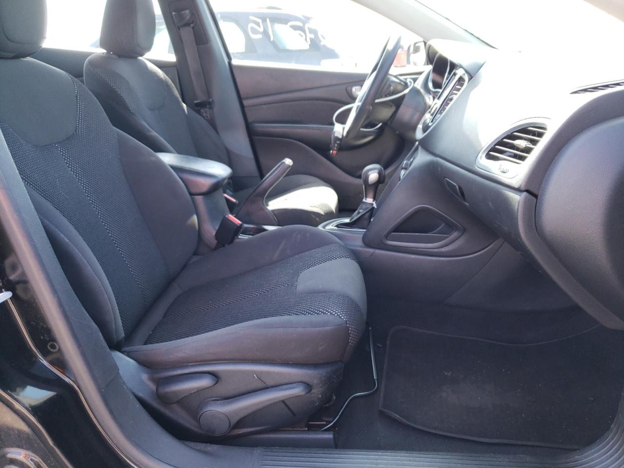 Photo 5 from auction – 2015 DODGE DART SE with VIN 1C3CDFAA9FD311654