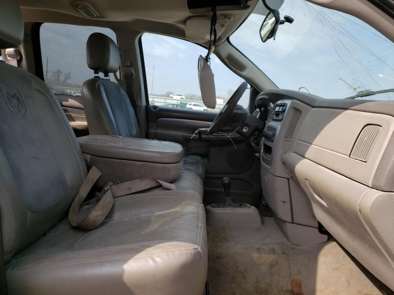 Photo 5 from auction – 2004 DODGE RAM 1500 S with VIN 1D7HU18D94S684664