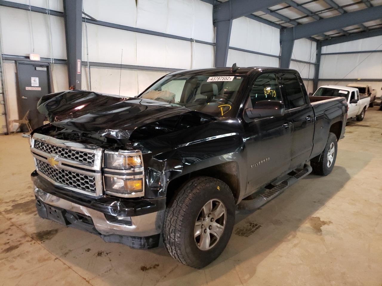Photo 12 from auction – 2015 CHEVROLET SILVERADO with VIN 1GCVKREC2FZ283321