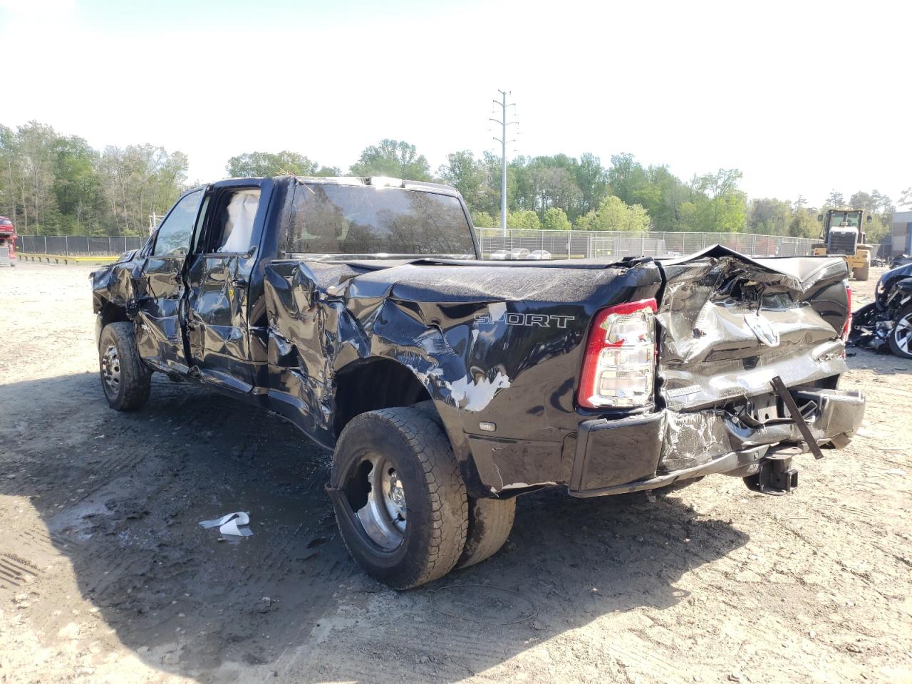 Photo 3 from auction – 2019 RAM 3500 BIG H with VIN 3C63RRHL6KG582276