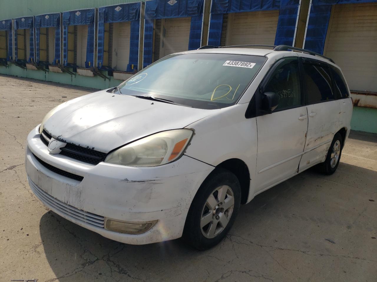 Photo 2 from auction – 2005 TOYOTA SIENNA CE with VIN 5TDZA23C25S304294