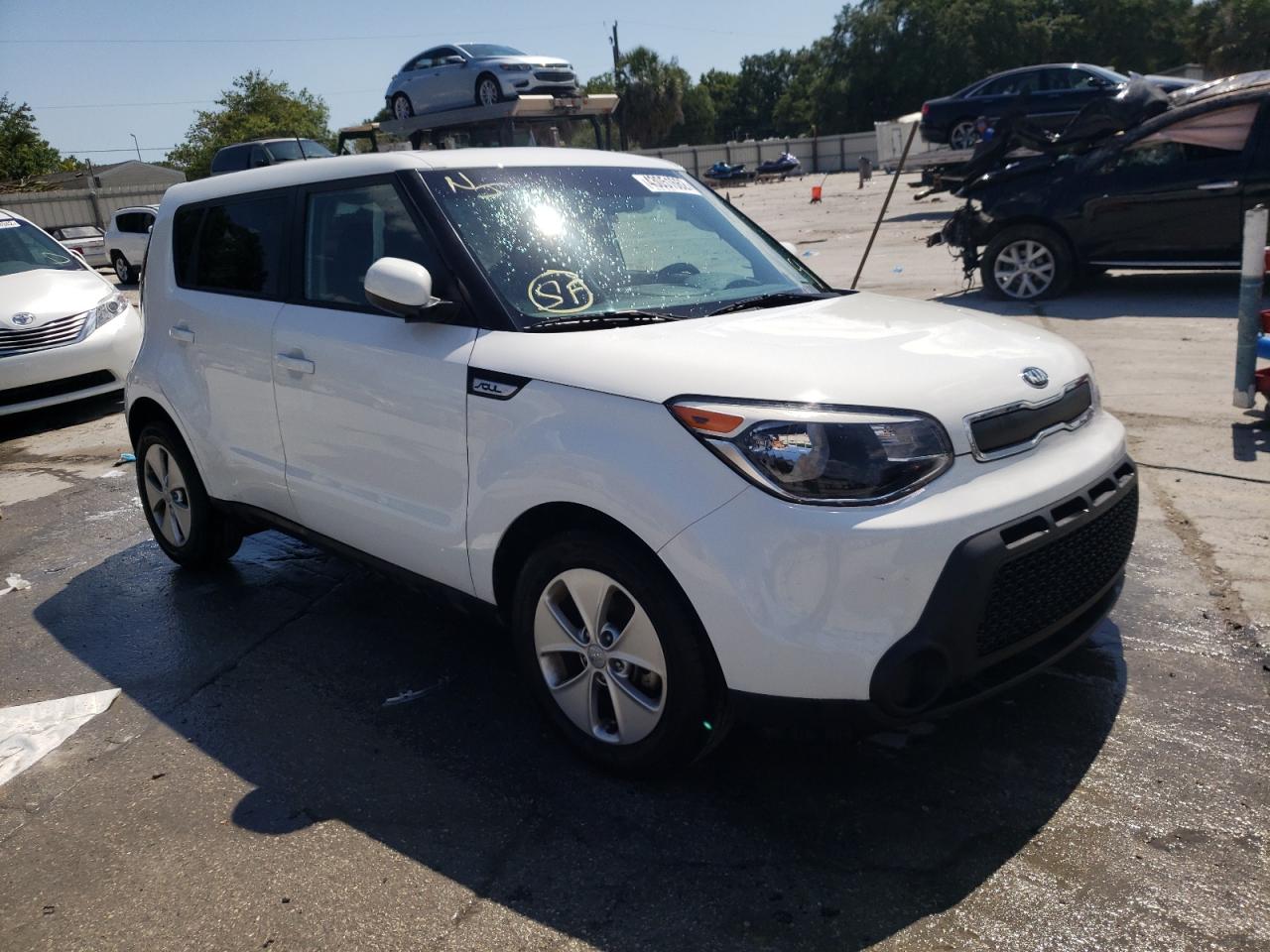 KIA SOUL 2015 with VIN KNDJN2A28F7797938 - Photo from auction