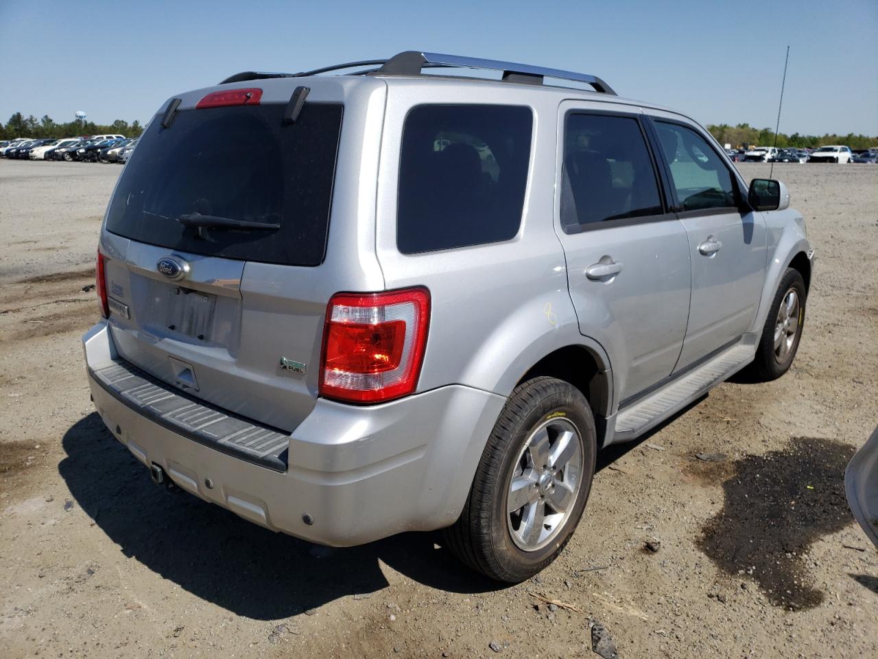 Photo 4 from auction – 2010 FORD ESCAPE LIM with VIN 1FMCU9EG0AKB30602