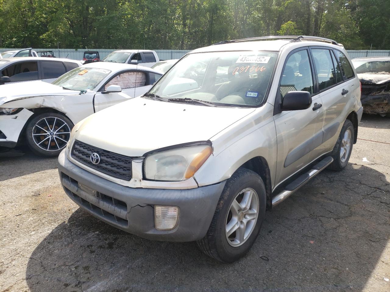 Photo 2 from auction – 2001 TOYOTA RAV4 with VIN JTEGH20V710039566