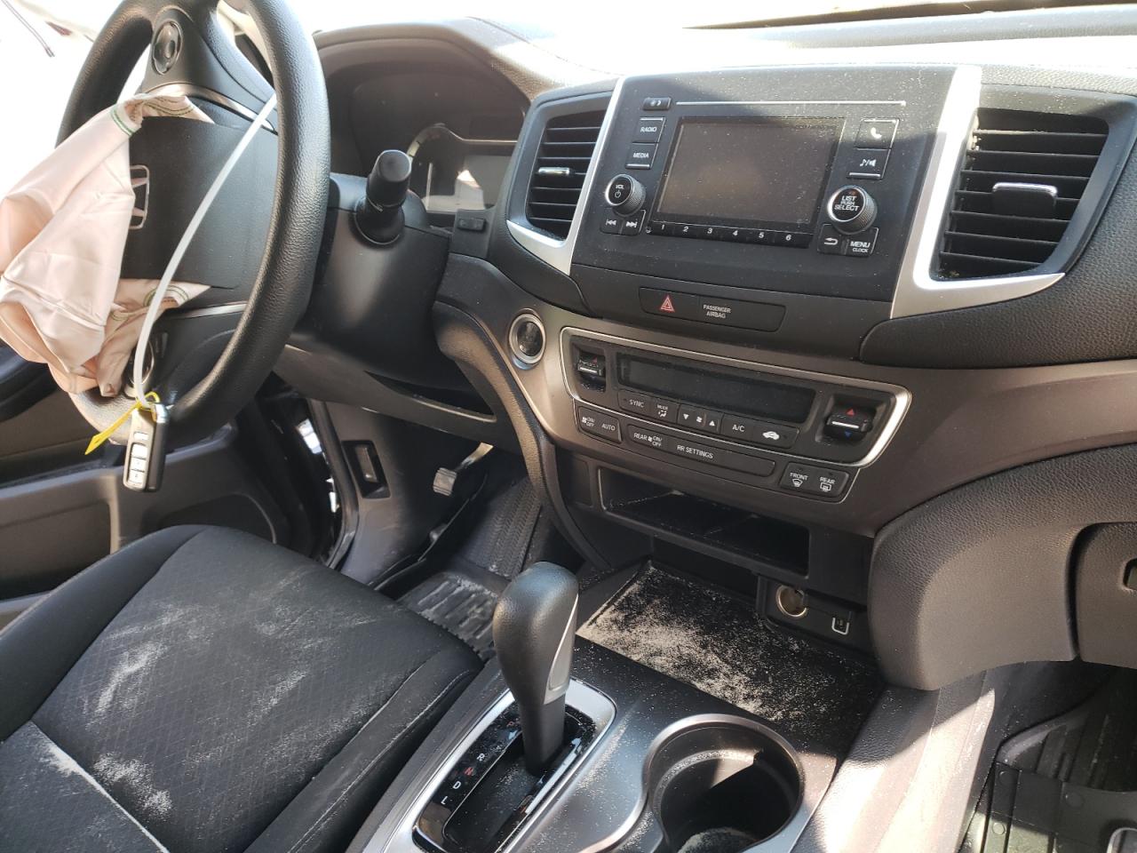Photo 9 from auction – 2019 HONDA RIDGELINE with VIN 5FPYK3F11KB039898