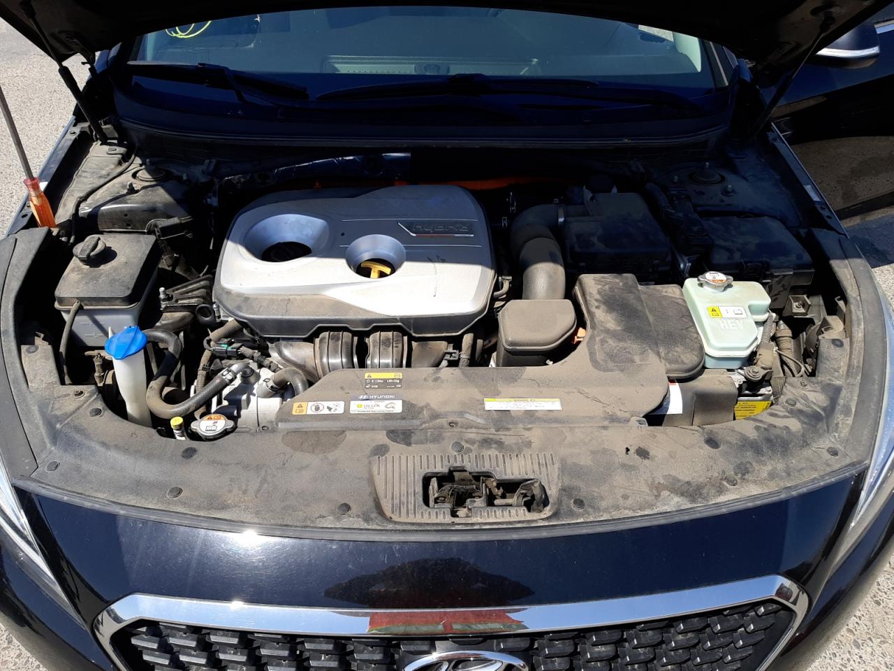 Photo 7 from auction – 2016 HYUNDAI SONATA HYB with VIN KMHE24L18GA041696