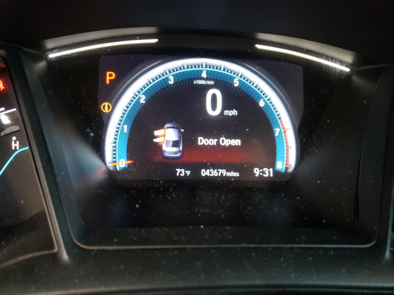 Photo 8 from auction – 2019 HONDA CIVIC LX with VIN 19XFC2F68KE023240