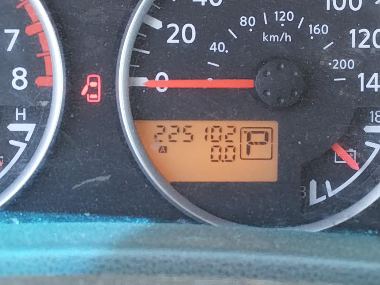 Photo 8 from auction – 2005 NISSAN PATHFINDER with VIN 5N1AR18U35C741901