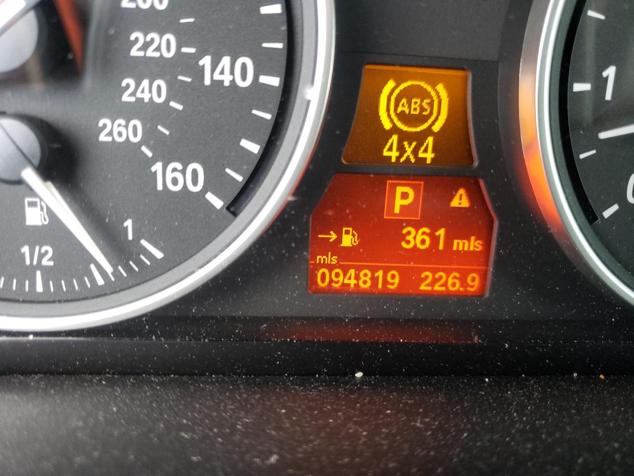 Photo 8 from auction – 2013 BMW X5 XDRIVE3 with VIN 5UXZV4C55D0B10170
