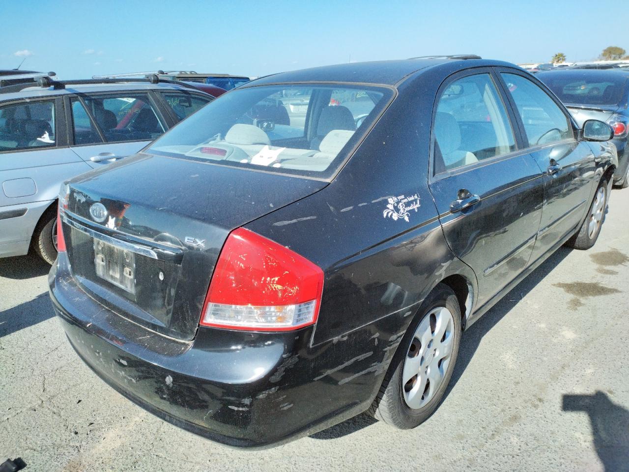 Photo 4 from auction – 2007 KIA SPECTRA EX with VIN KNAFE122975378666