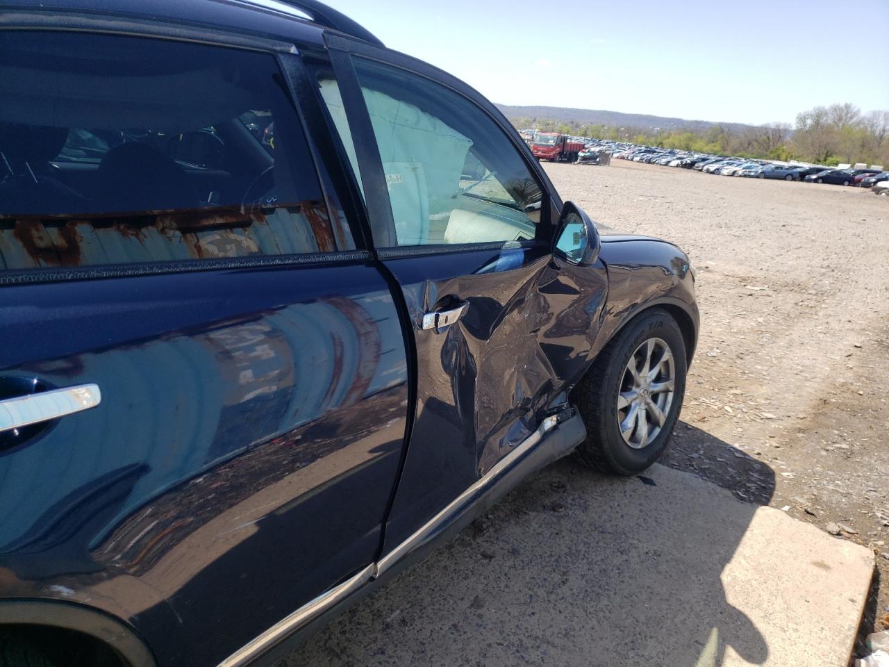 Photo 9 from auction – 2007 INFINITI FX35 with VIN JNRAS08W27X210253